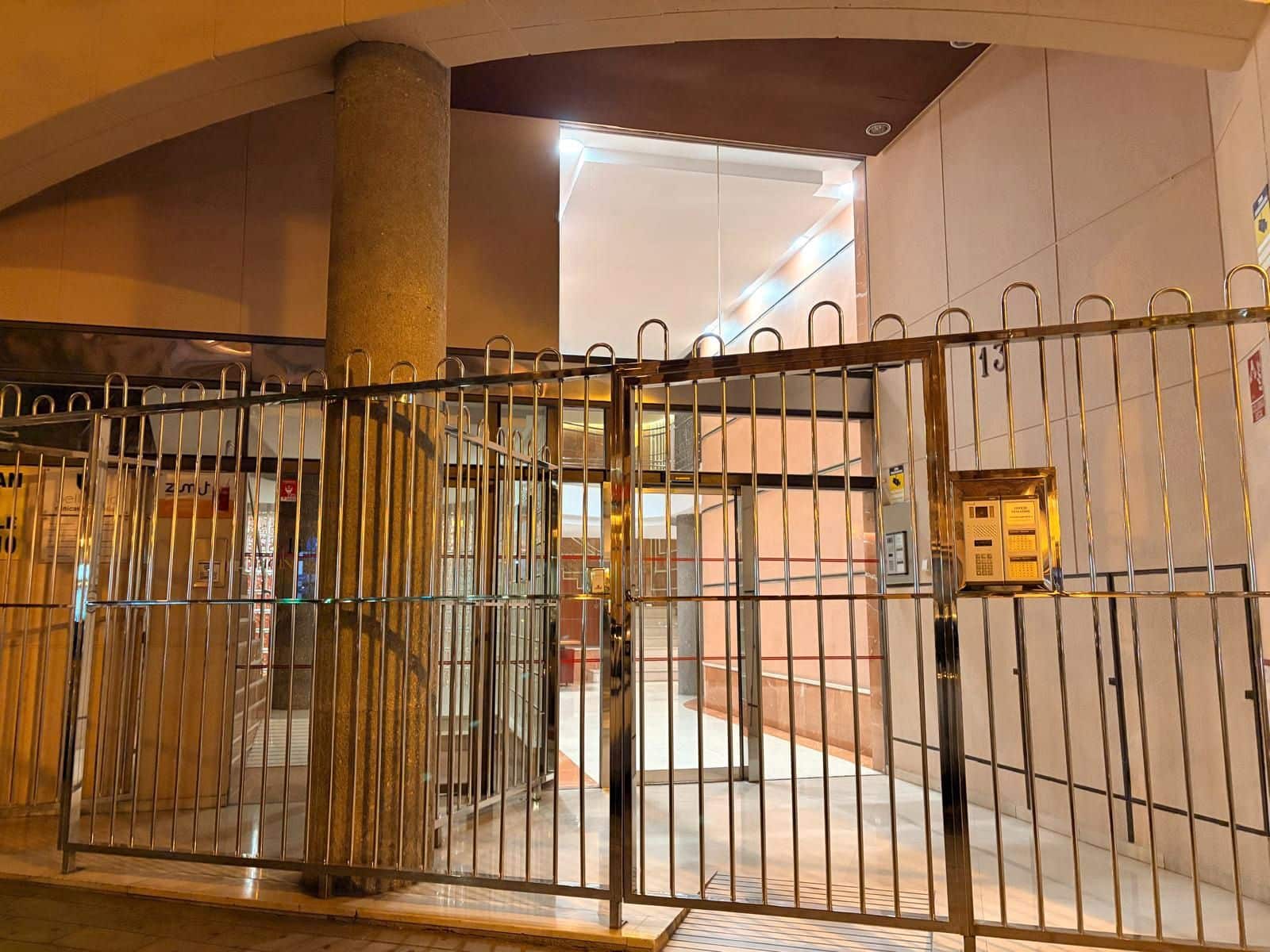 3 slaapkamer Flat te koop in Alicante stad - € 695.000 (Ref: 9636108)