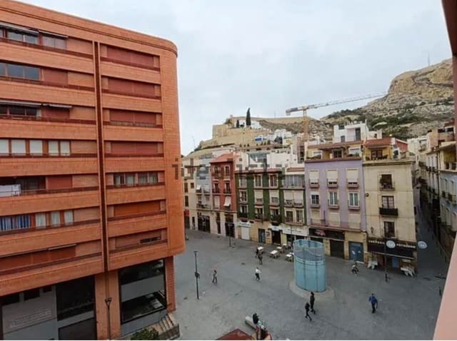 4 slaapkamer Flat te koop in Casco Antiguo - Sant Cruz - Ayuntamiento, Alicante stad - € 430.000 (Ref: 9636109)