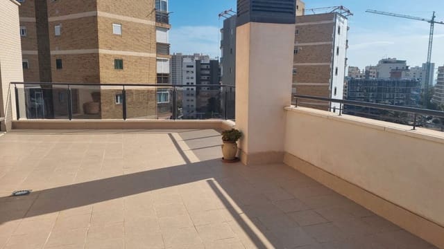 1 makuuhuone Kattohuoneisto vuokrattavana paikassa PAU, Alicante kaupunki mukana uima-altaan 
autotalli - 1 350 € (Ref: 9650910)