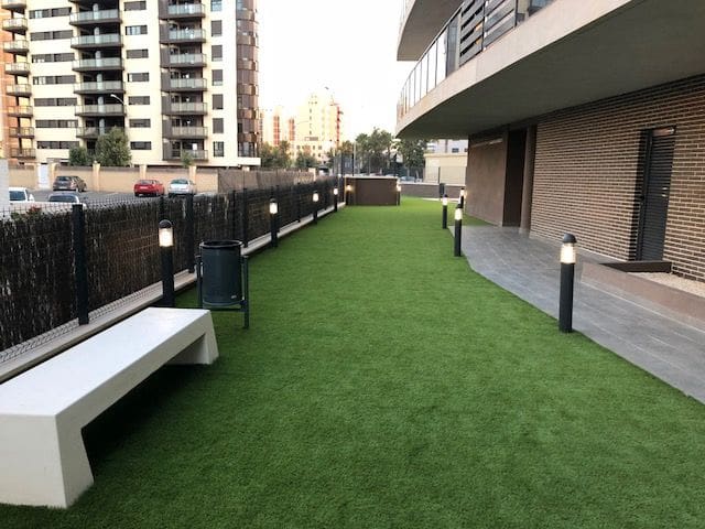 1 makuuhuone Kattohuoneisto vuokrattavana paikassa Alicante kaupunki mukana uima-altaan 
autotalli - 1 350 € (Ref: 9650910)