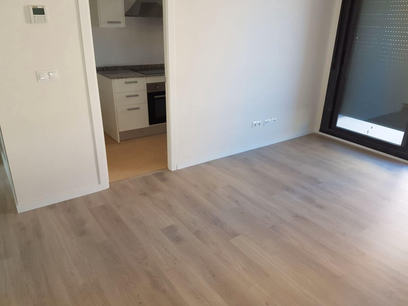 1 bedroom Penthouse for rent in Alicante / Alacant city with pool garage - € 1,350 (Ref: 9650910)