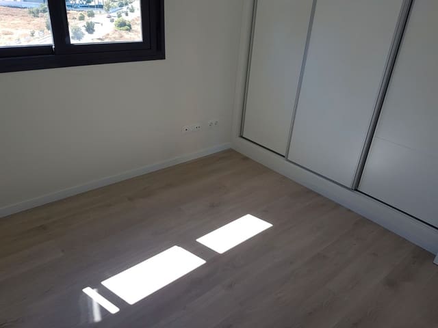 1 sypialnia Penthouse do wynajęcia w PAU, Miasto Alicante / Alacant z basenem garażem - 1 350 € (Ref: 9650910)