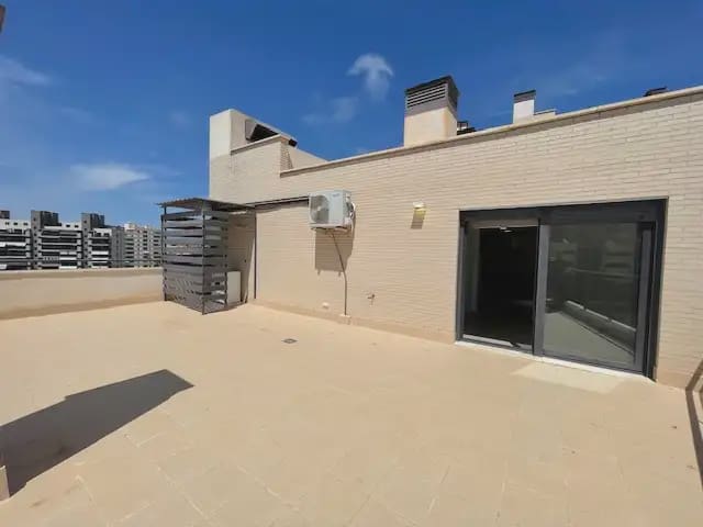 1 soverom Penthouse til leie i PAU, Alicante by med svømmebasseng garasje - € 1 350 (Ref: 9650910)