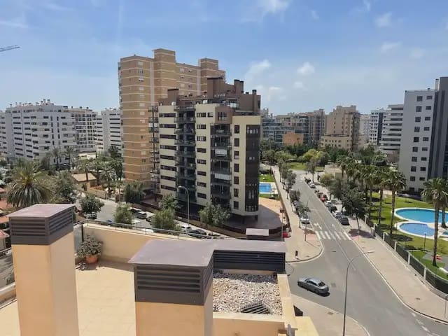 1 soverom Penthouse til leie i PAU, Alicante by med svømmebasseng garasje - € 1 350 (Ref: 9650910)