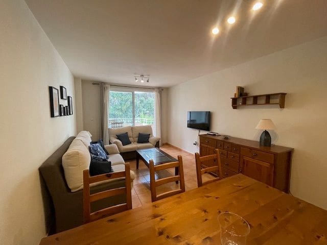 2 quarto Apartamento para arrendar em Alicante cidade com piscina garagem - 1 500 € (Ref: 9665713)