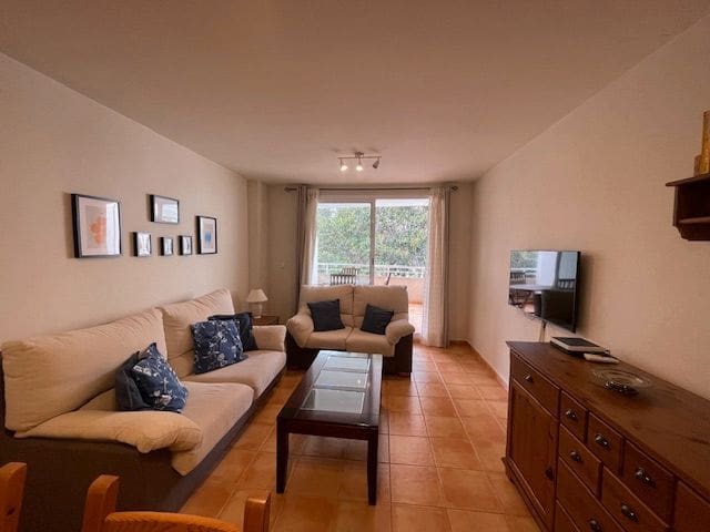 2 quarto Apartamento para arrendar em Alicante cidade com piscina garagem - 1 500 € (Ref: 9665713)