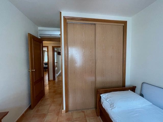 2 quarto Apartamento para arrendar em Alicante cidade com piscina garagem - 1 500 € (Ref: 9665713)