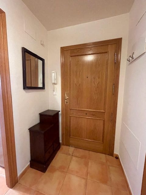 2 quarto Apartamento para arrendar em Alicante cidade com piscina garagem - 1 500 € (Ref: 9665713)