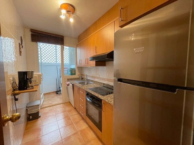 2 quarto Apartamento para arrendar em Alicante cidade com piscina garagem - 1 500 € (Ref: 9665713)
