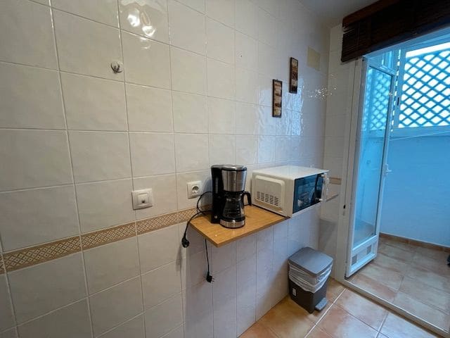 2 quarto Apartamento para arrendar em Alicante cidade com piscina garagem - 1 500 € (Ref: 9665713)