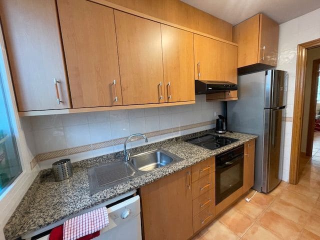 2 quarto Apartamento para arrendar em Alicante cidade com piscina garagem - 1 500 € (Ref: 9665713)