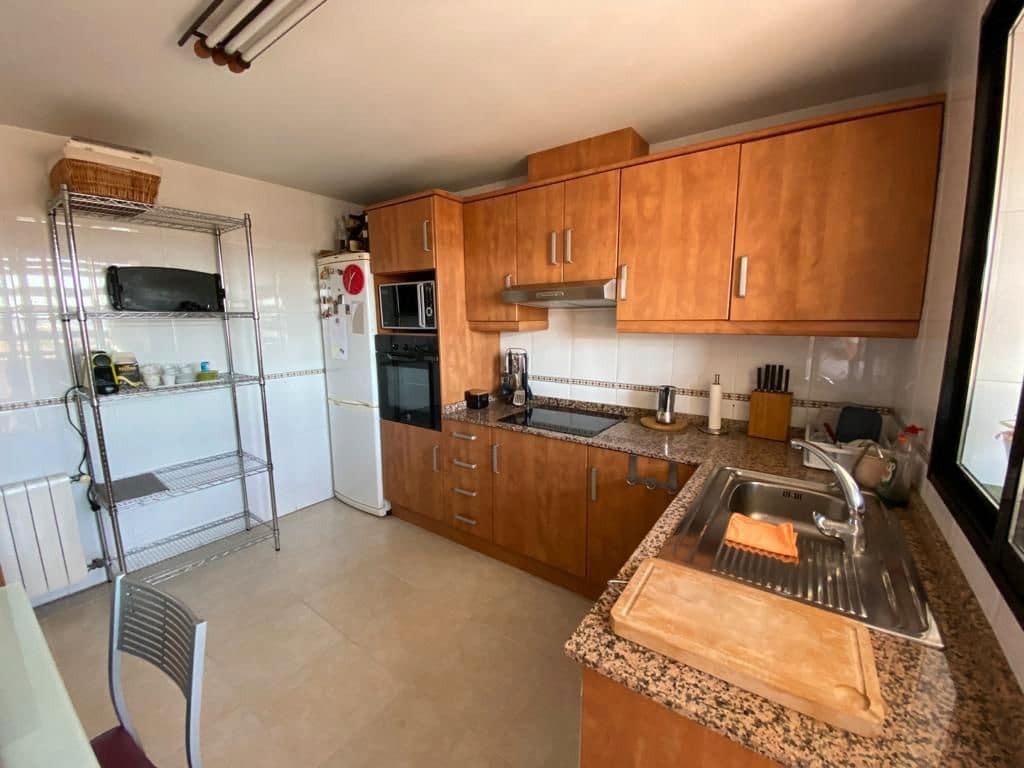 3 bedroom Flat for sale in San Vicente / Sant Vicent del Raspeig with pool garage - € 329,000 (Ref: 9688513)