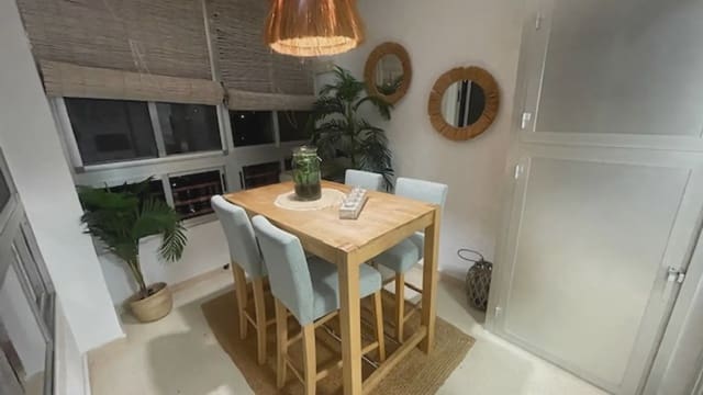 2 soveværelse Lejlighed til salg i Cabo de las Huertas, Alicante by med swimmingpool garage - € 370.000 (Ref: 9720514)