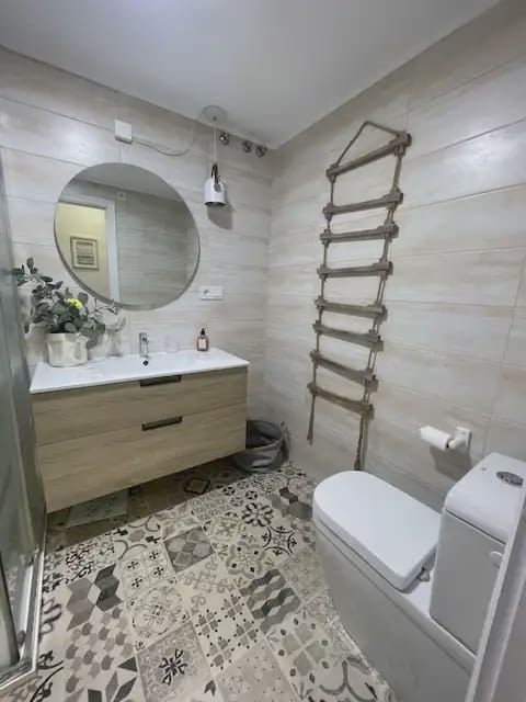 2 soveværelse Lejlighed til salg i Alicante by med swimmingpool garage - € 330.000 (Ref: 9720514)