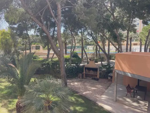 2 soveværelse Lejlighed til salg i Alicante by med swimmingpool garage - € 330.000 (Ref: 9720514)