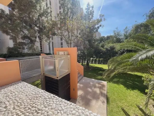 2 soveværelse Lejlighed til salg i Alicante by med swimmingpool garage - € 330.000 (Ref: 9720514)