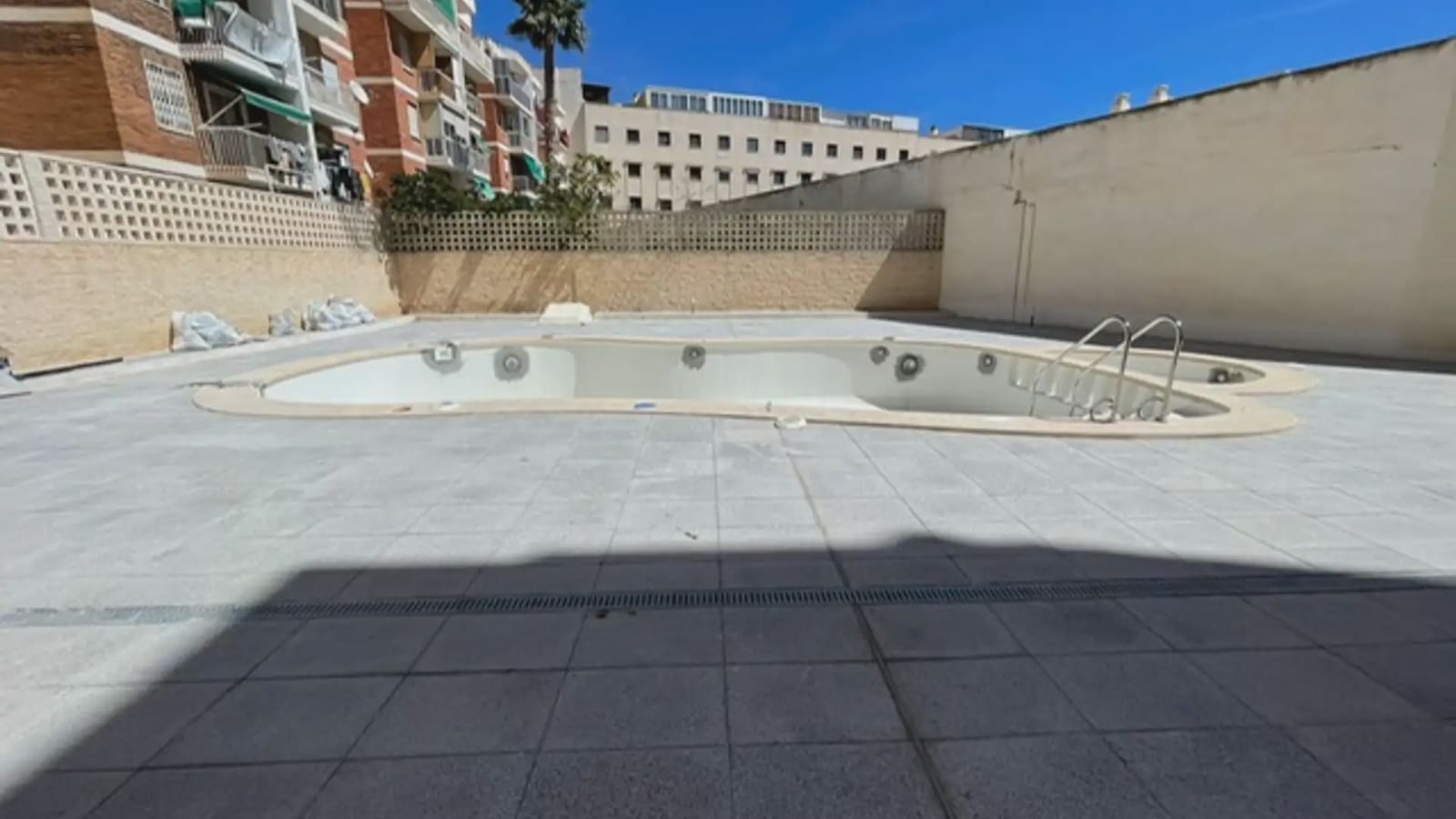 2 bedroom Flat for sale in San Juan de Alicante / Sant Joan d'Alacant with pool garage - € 156,000 (Ref: 9734125)