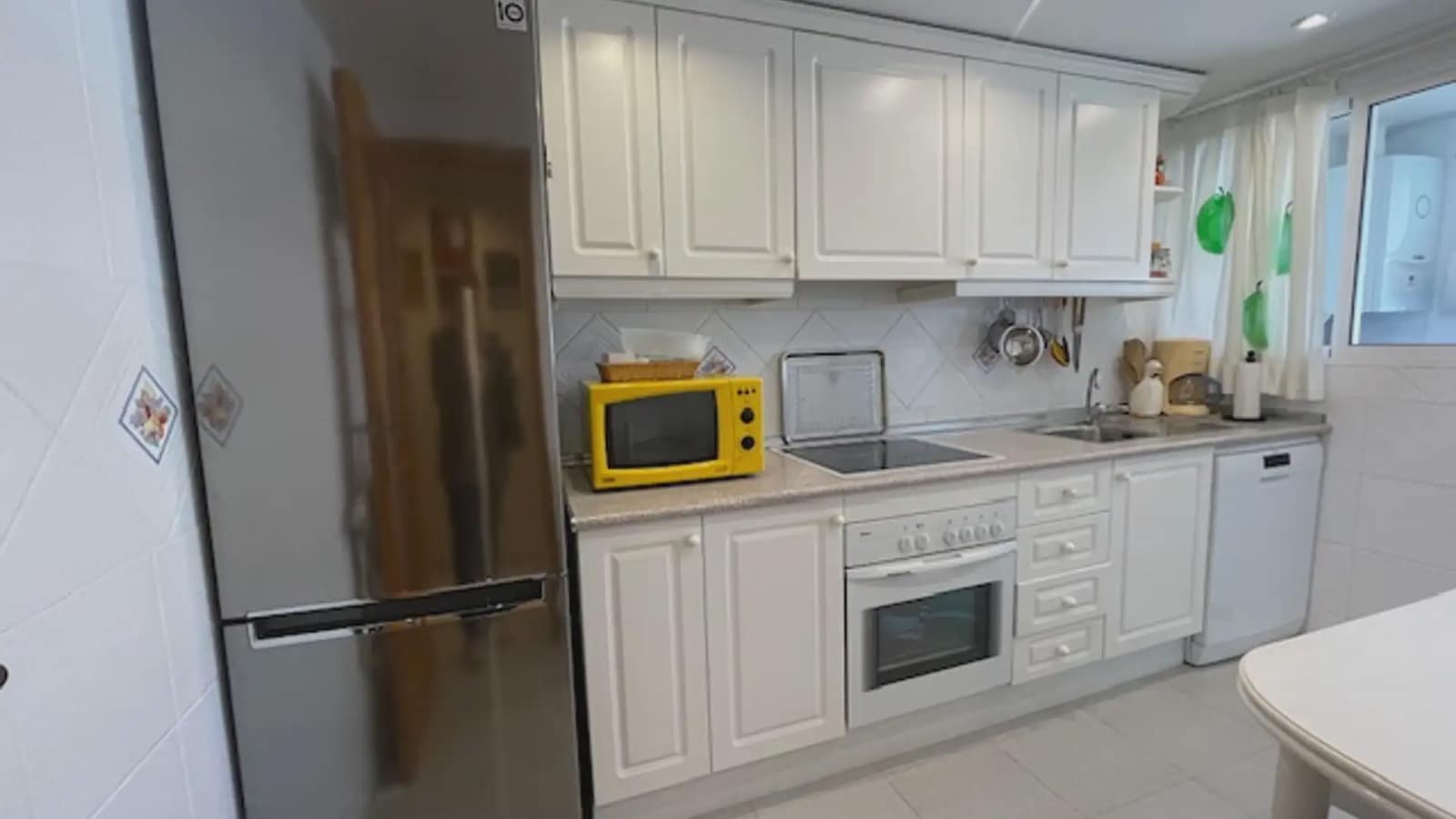 3 bedroom Penthouse for sale in Alicante / Alacant city with pool garage - € 539,000 (Ref: 9734126)