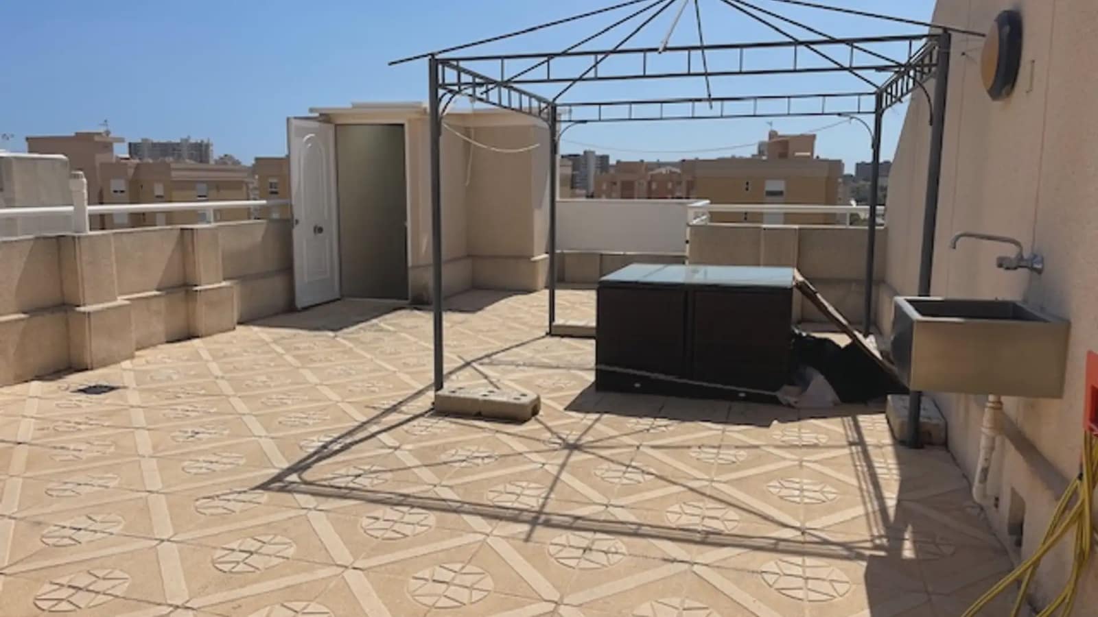 3 bedroom Penthouse for sale in Alicante / Alacant city with pool garage - € 539,000 (Ref: 9734126)