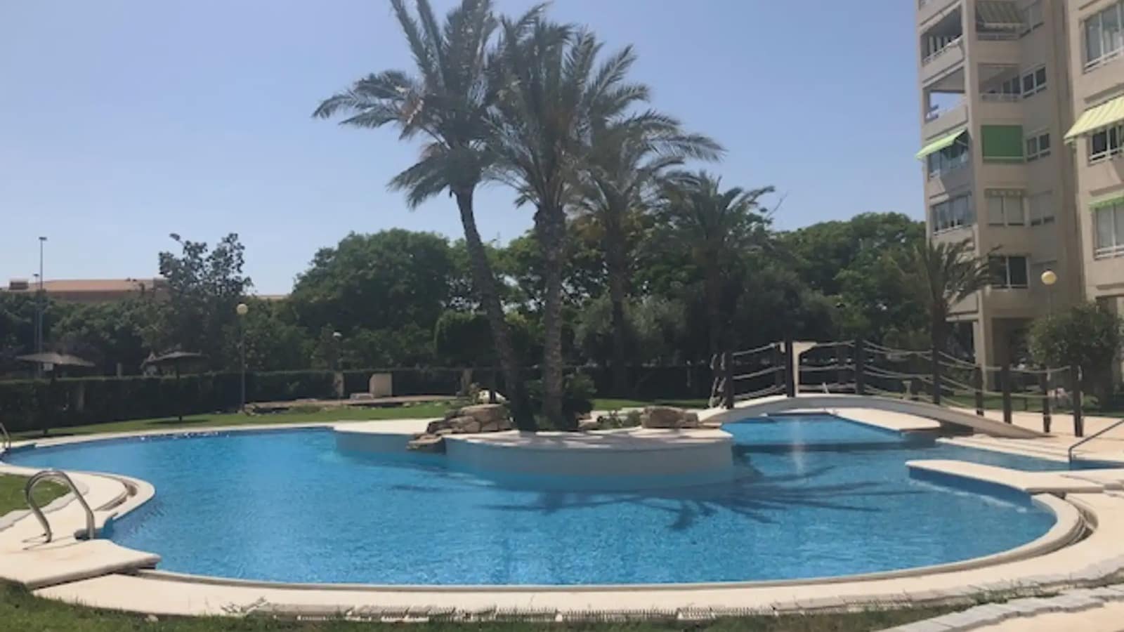 3 bedroom Penthouse for sale in Alicante / Alacant city with pool garage - € 539,000 (Ref: 9734126)