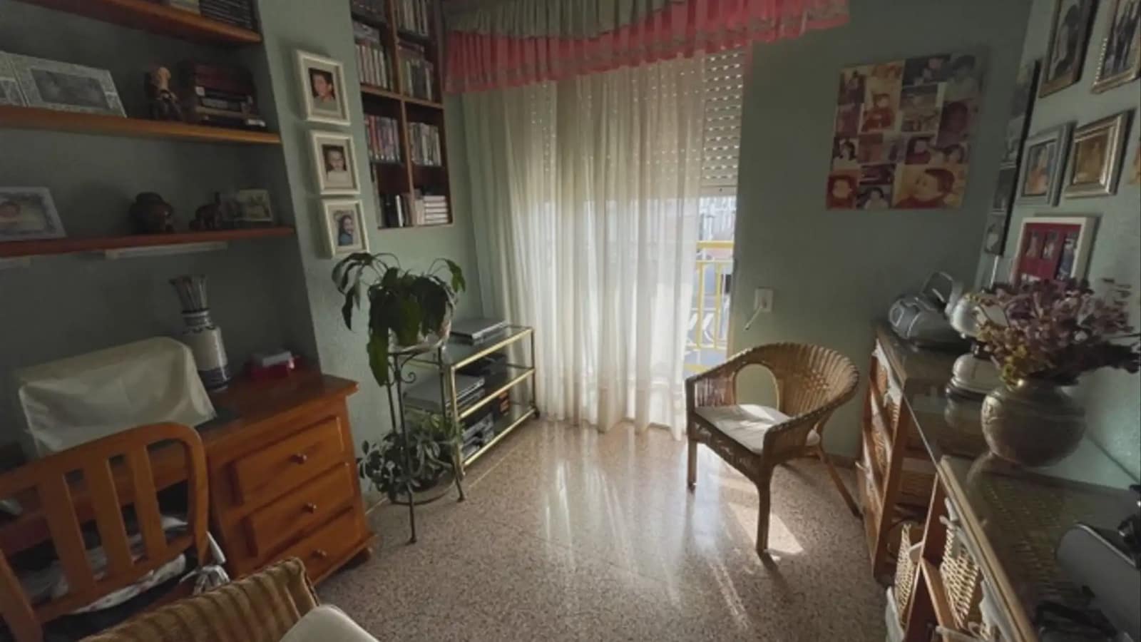 3 bedroom Flat for sale in El Campello with garage - € 359,000 (Ref: 9734991)