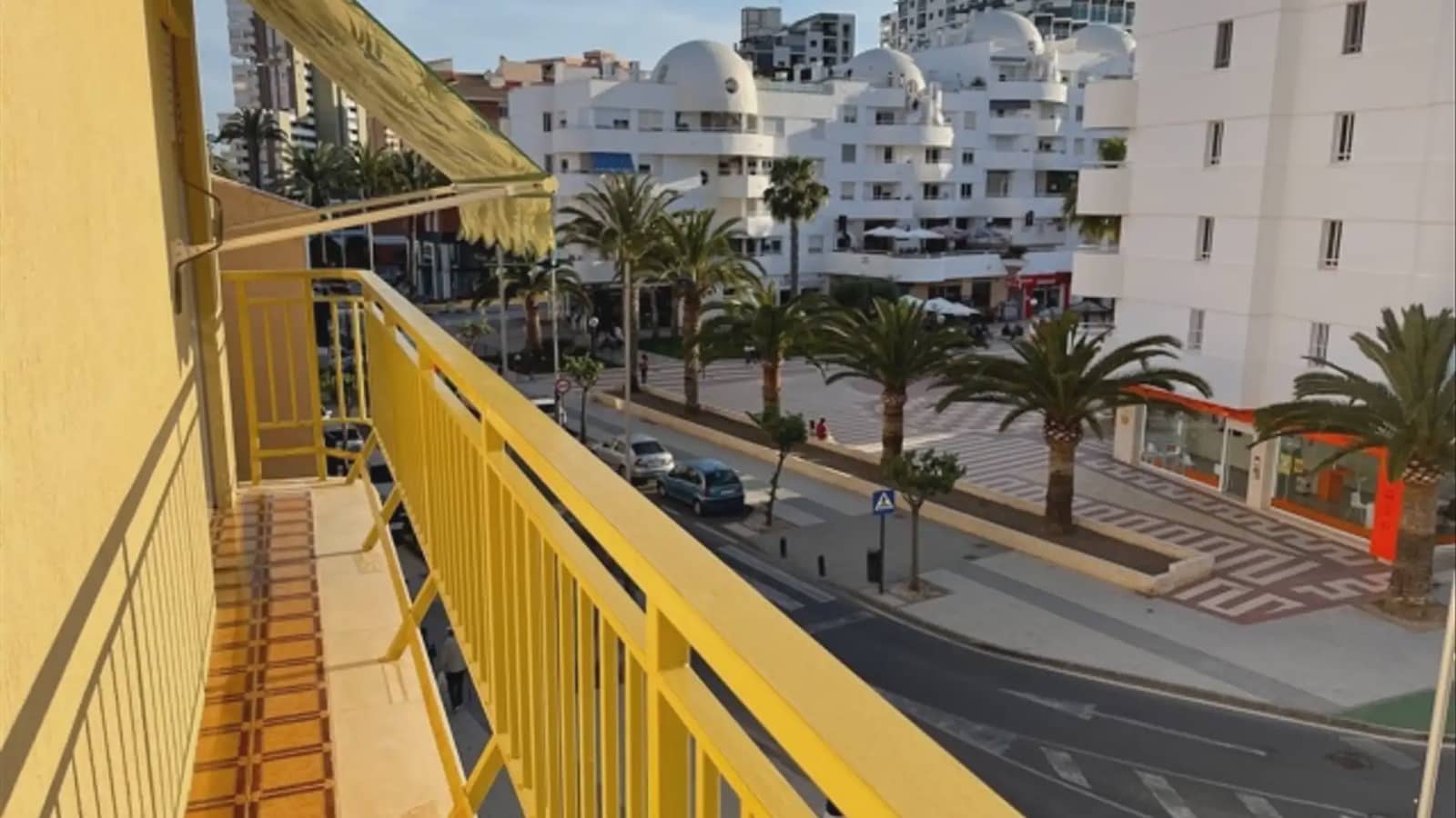 3 bedroom Flat for sale in El Campello with garage - € 359,000 (Ref: 9734991)