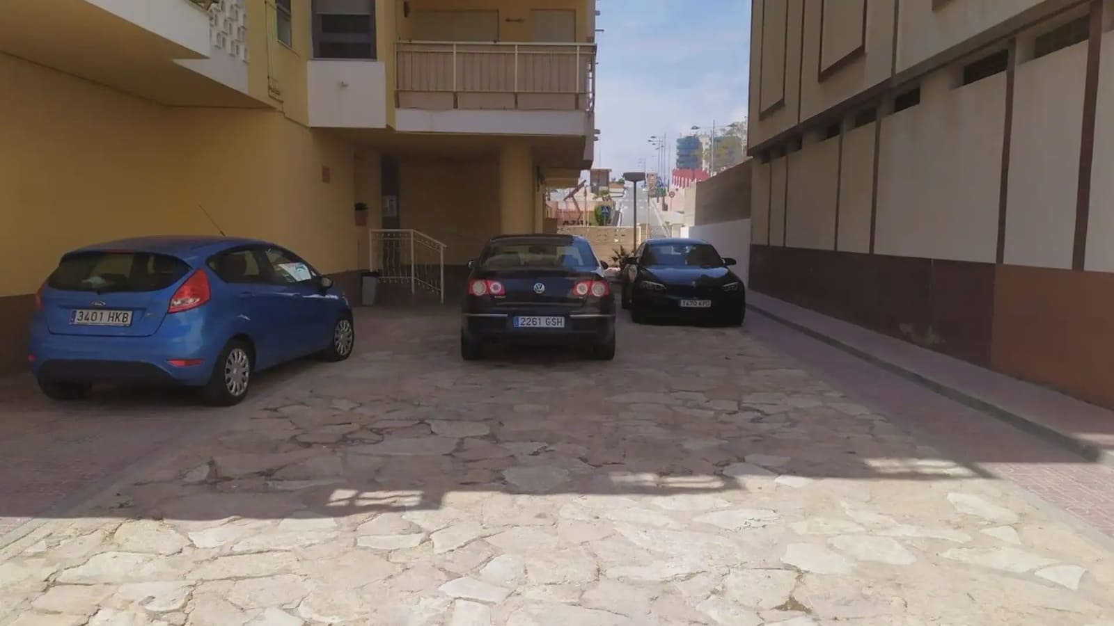 3 bedroom Flat for sale in El Campello with garage - € 359,000 (Ref: 9734991)