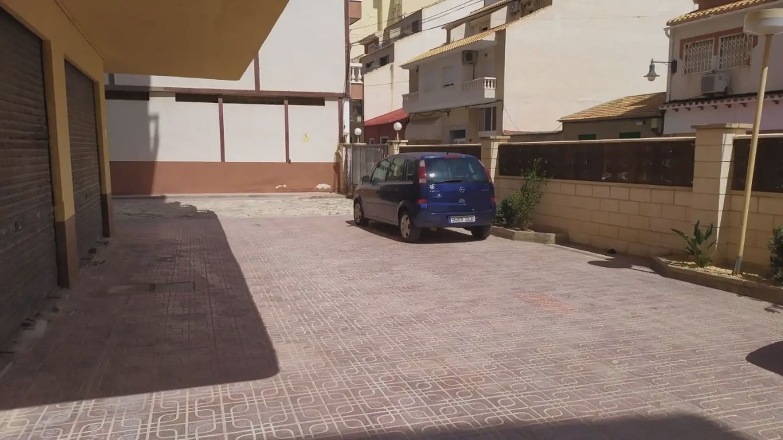 3 bedroom Flat for sale in El Campello with garage - € 359,000 (Ref: 9734991)