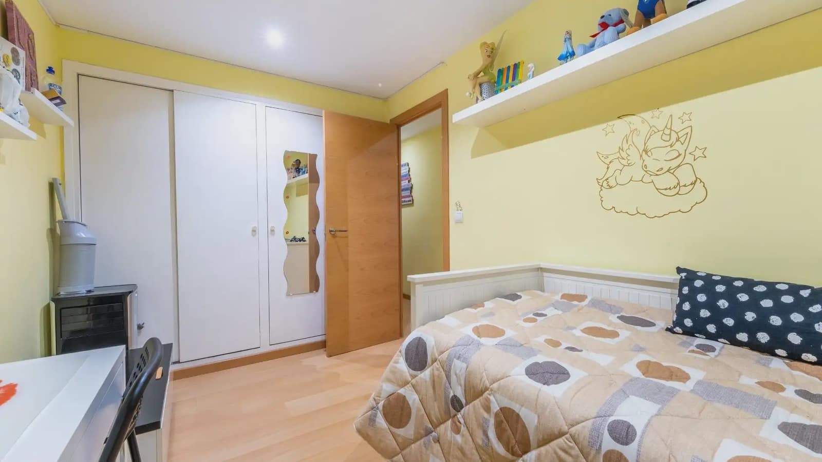 3 bedroom Flat for sale in Alicante / Alacant city - € 270,000 (Ref: 9741365)