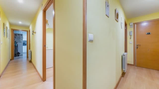 3 bedroom Flat for sale in Santo Domingo, Alicante / Alacant city - € 270,000 (Ref: 9741365)