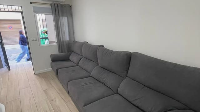 2 soverom Leilighet til leie i Barrio del Centro, Alicante by - € 1 250 (Ref: 9741366)