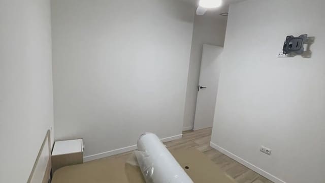 2 soverom Leilighet til leie i Barrio del Centro, Alicante by - € 1 250 (Ref: 9741366)