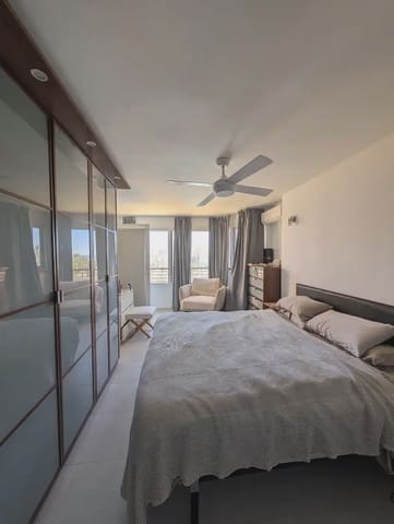 Piso de 3 habitaciones en PAU, Alicante / Alacant ciudad en alquiler con piscina garaje - 2.000 € (Ref: 9755028)