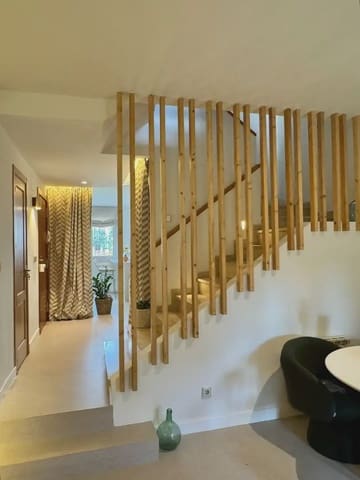 3 makuuhuone Bungalow vuokrattavana paikassa Cabo de las Huertas, Alicante kaupunki mukana uima-altaan 
autotalli - 2 000 € (Ref: 9755029)