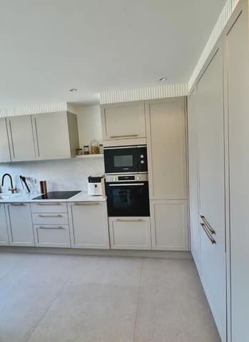 3 makuuhuone Bungalow vuokrattavana paikassa Cabo de las Huertas, Alicante kaupunki mukana uima-altaan 
autotalli - 2 000 € (Ref: 9755029)