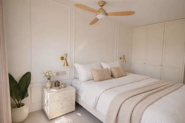 3 makuuhuone Bungalow vuokrattavana paikassa Cabo de las Huertas, Alicante kaupunki mukana uima-altaan 
autotalli - 2 000 € (Ref: 9755029)