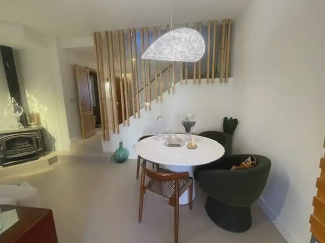 3 bedroom Bungalow for rent in Alicante / Alacant city with pool garage - € 2,100 (Ref: 9755029)