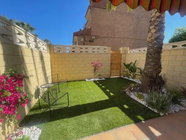 3 bedroom Bungalow for rent in Alicante / Alacant city with pool garage - € 2,100 (Ref: 9755029)