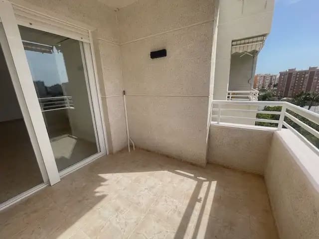 2 bedroom Flat for rent in Alicante / Alacant city with pool garage - € 1,200 (Ref: 9755107)