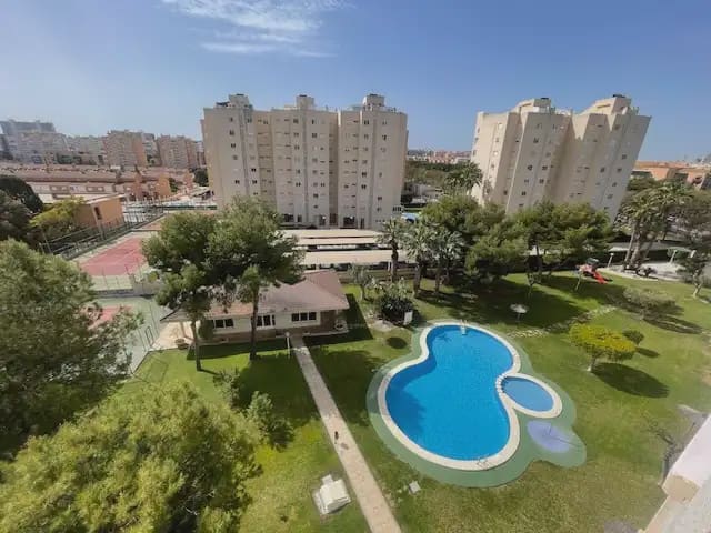 2 soverom Leilighet til leie i Playa de San Juan, Alicante by med svømmebasseng garasje - € 1 200 (Ref: 9755107)