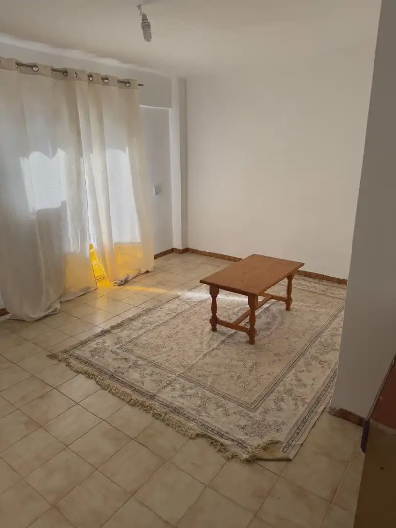 Piso de 3 habitaciones en Alicante / Alacant ciudad en venta - 83.000 € (Ref: 9758290)
