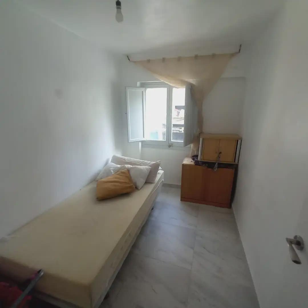 Piso de 3 habitaciones en Alicante / Alacant ciudad en venta - 79.000 € (Ref: 9772581)