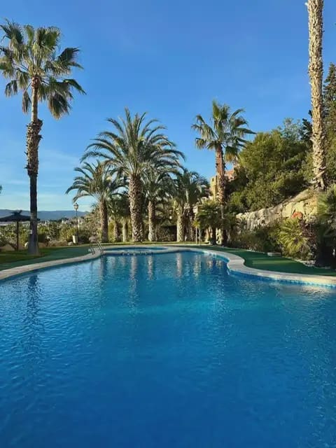 2 bedroom Apartment for rent in Muchamiel / Mutxamel with pool garage - € 1,250 (Ref: 9790010)