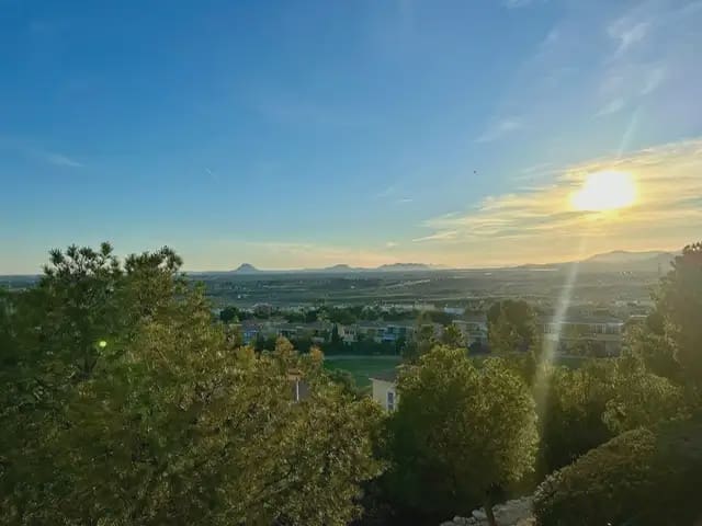 2 bedroom Apartment for rent in Muchamiel / Mutxamel with pool garage - € 1,250 (Ref: 9790010)