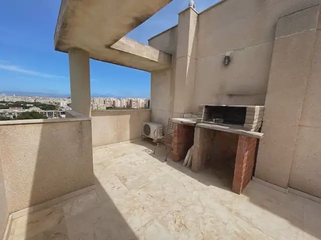 3 sovrum Takvåning att hyra i Alicante stad med pool garage - 1 600 € (Ref: 9790011)