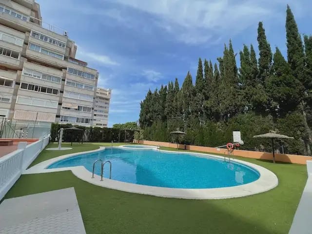 3 sovrum Takvåning att hyra i Alicante stad med pool garage - 1 600 € (Ref: 9790011)