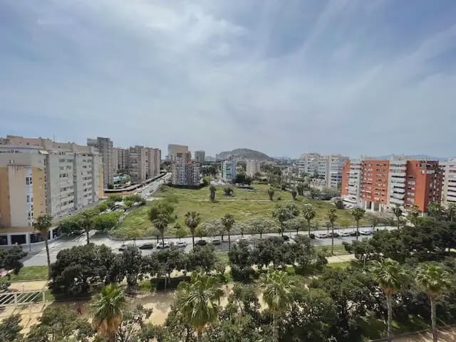 3 soveværelse Penthouse til leje i Albufereta, Alicante by med swimmingpool garage - € 1.600 (Ref: 9790011)
