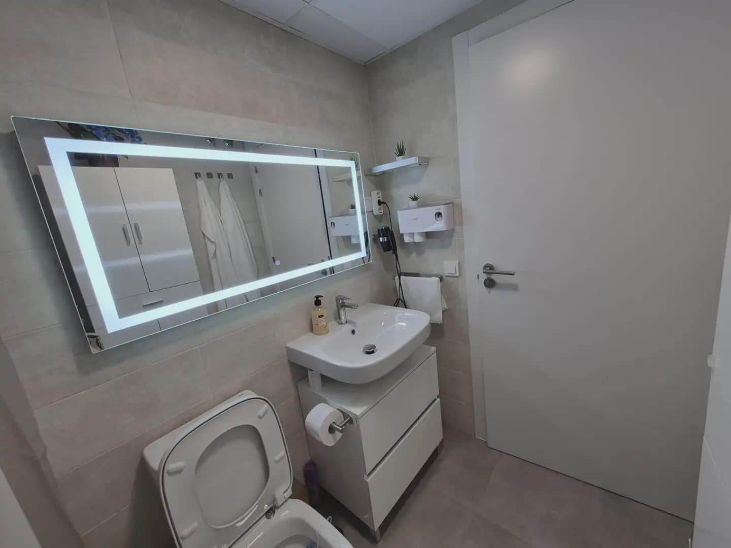 Piso de 2 habitaciones en Alicante / Alacant ciudad en alquiler con piscina - 1.490 € (Ref: 9798431)