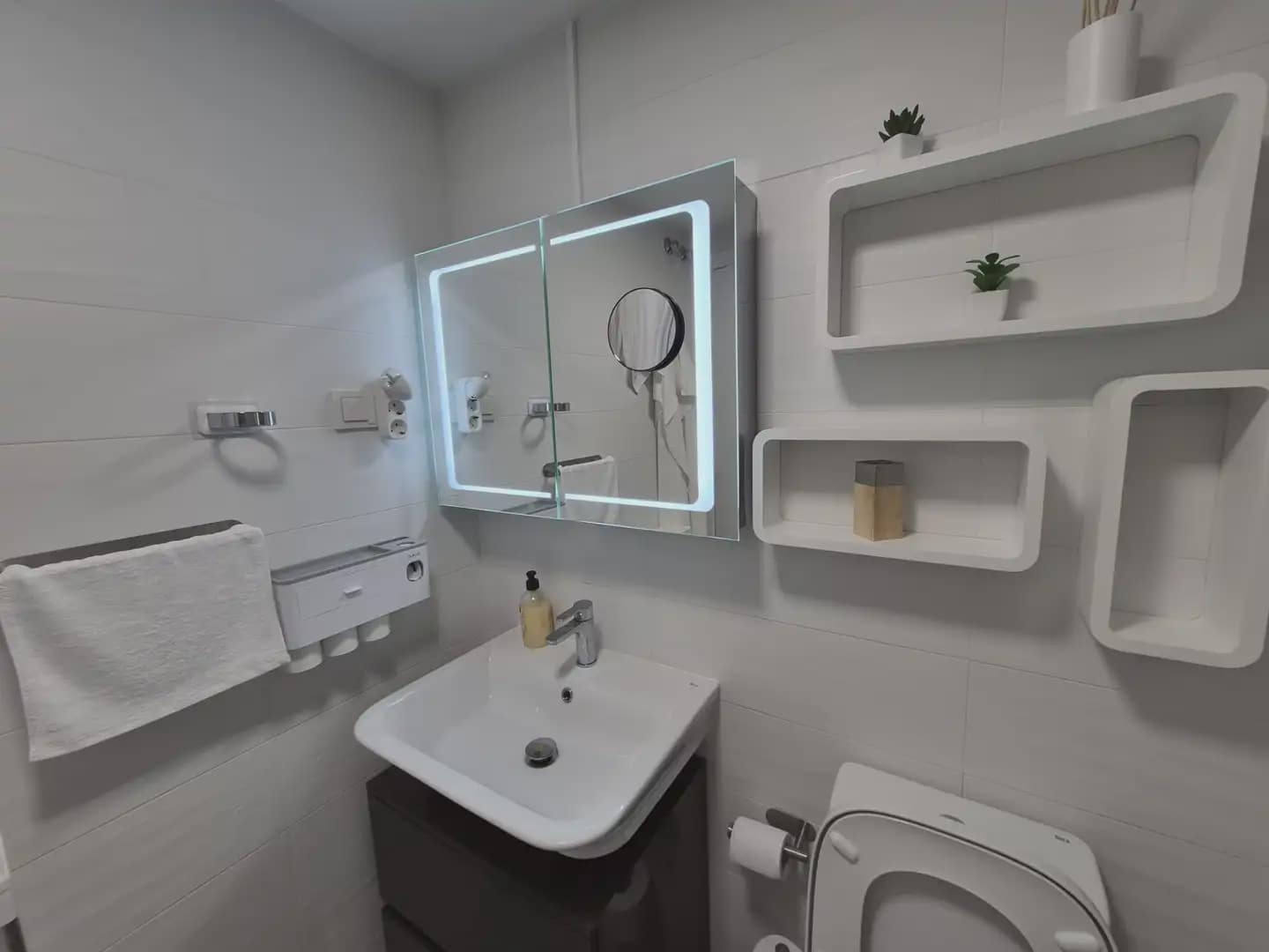 Piso de 2 habitaciones en Alicante / Alacant ciudad en alquiler con piscina - 1.490 € (Ref: 9798431)