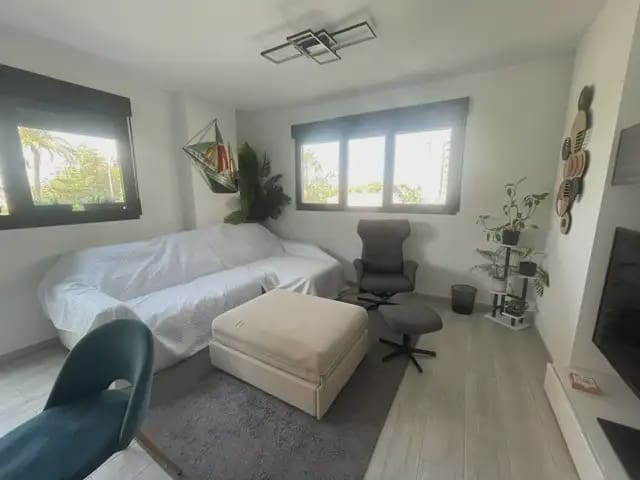 2 soveværelse Lejlighed til leje i PAU, Alicante by med swimmingpool - € 1.490 (Ref: 9798431)